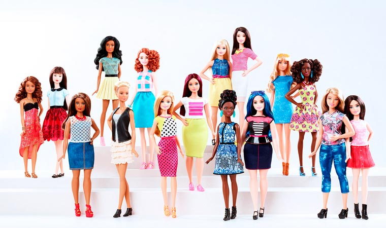 barbie se moderniza y lanza sus versiones curvy, bajita, alta y delgada