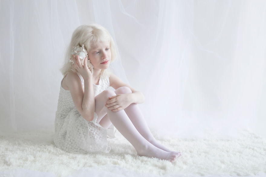 yulia taits albinos mis gafas de pasta01